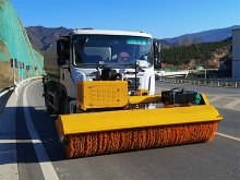 JL-DH80Z-2600自帶動(dòng)力掃雪滾刷