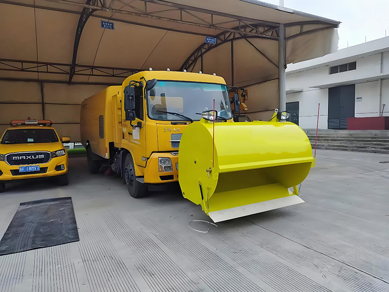 道路異物收集器