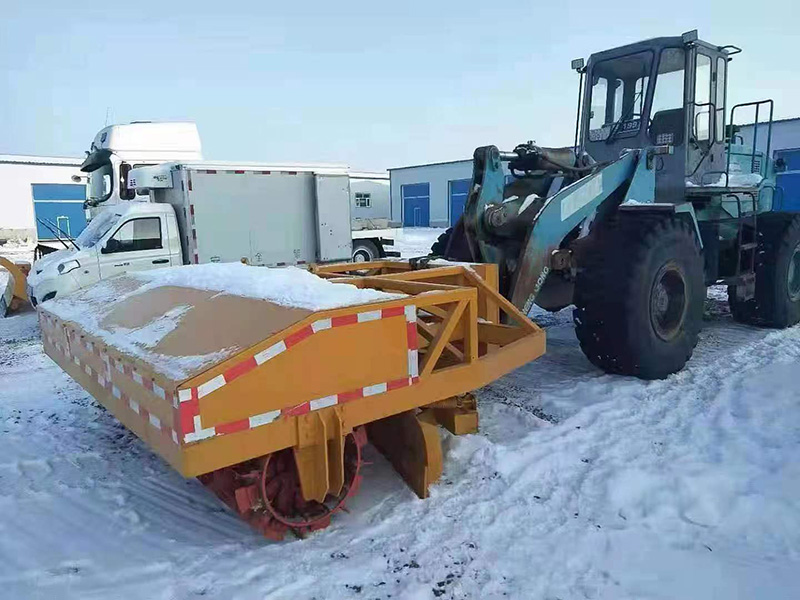 液壓破冰機(jī)